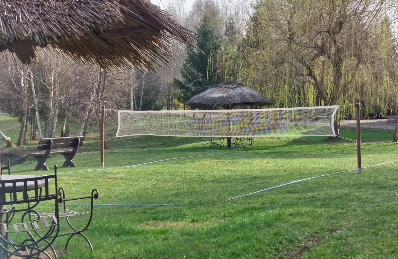 Tamarynowa Osada - Kraina Udanego Wypoczynku Villa Lowyn Exterior photo