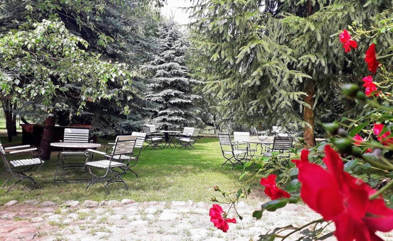 Tamarynowa Osada - Kraina Udanego Wypoczynku Villa Lowyn Exterior photo