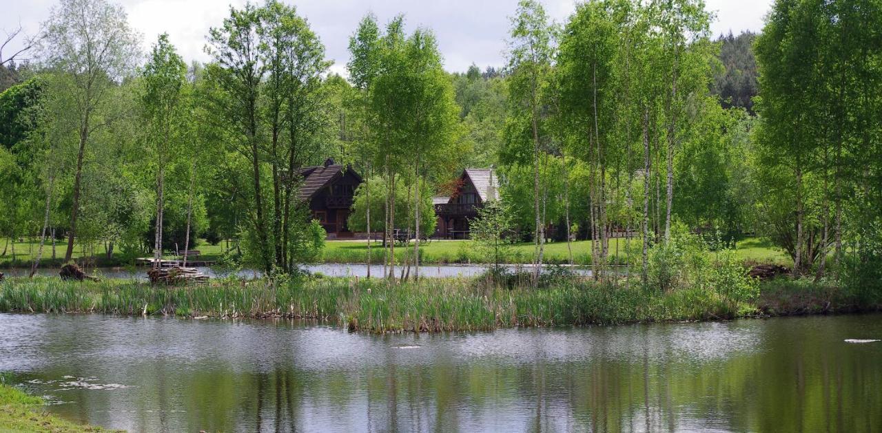 Tamarynowa Osada - Kraina Udanego Wypoczynku Villa Lowyn Exterior photo