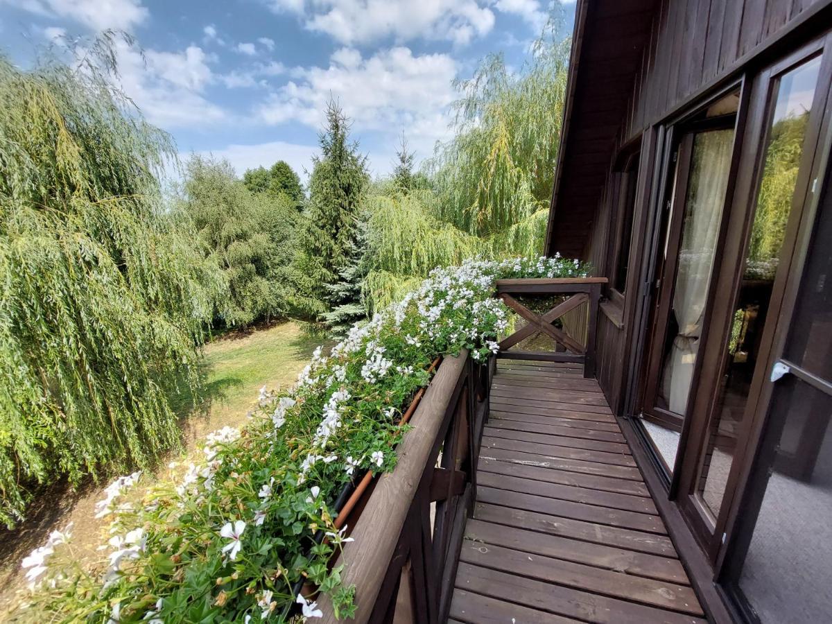 Tamarynowa Osada - Kraina Udanego Wypoczynku Villa Lowyn Exterior photo