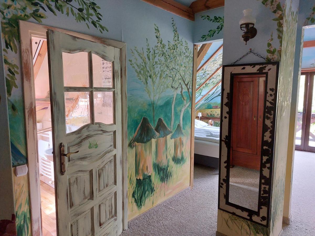 Tamarynowa Osada - Kraina Udanego Wypoczynku Villa Lowyn Exterior photo