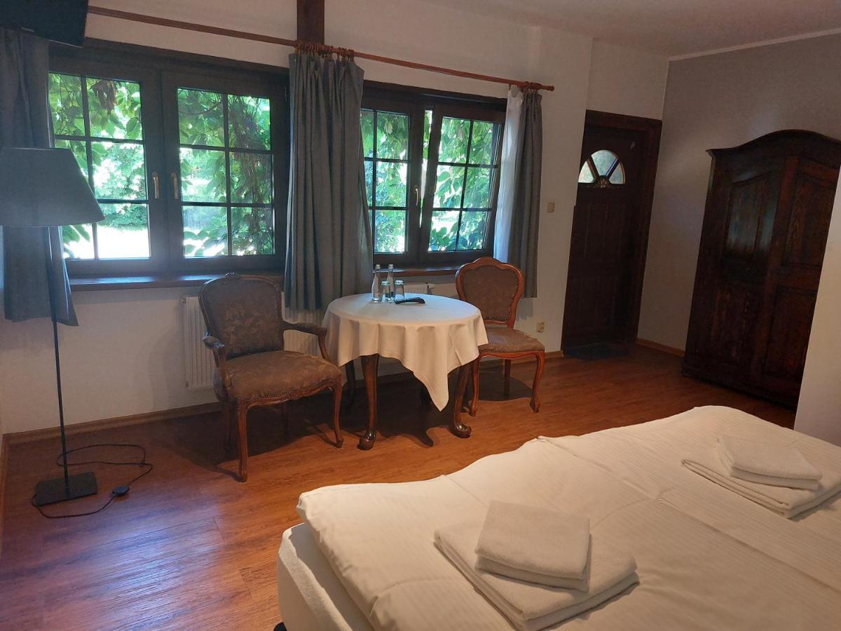 Tamarynowa Osada - Kraina Udanego Wypoczynku Villa Lowyn Exterior photo