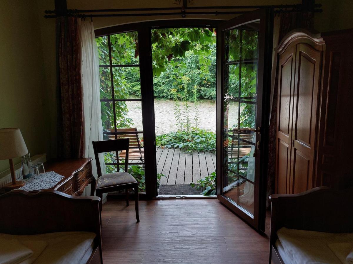 Tamarynowa Osada - Kraina Udanego Wypoczynku Villa Lowyn Exterior photo